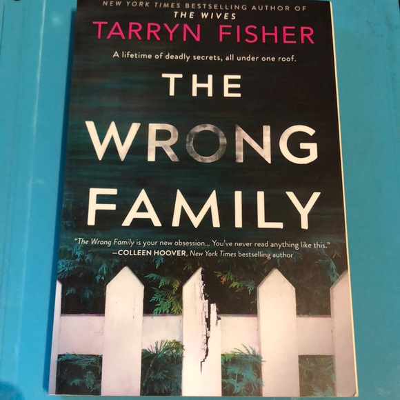 Other - 💙The Wrong Family by Tarryn Fisher